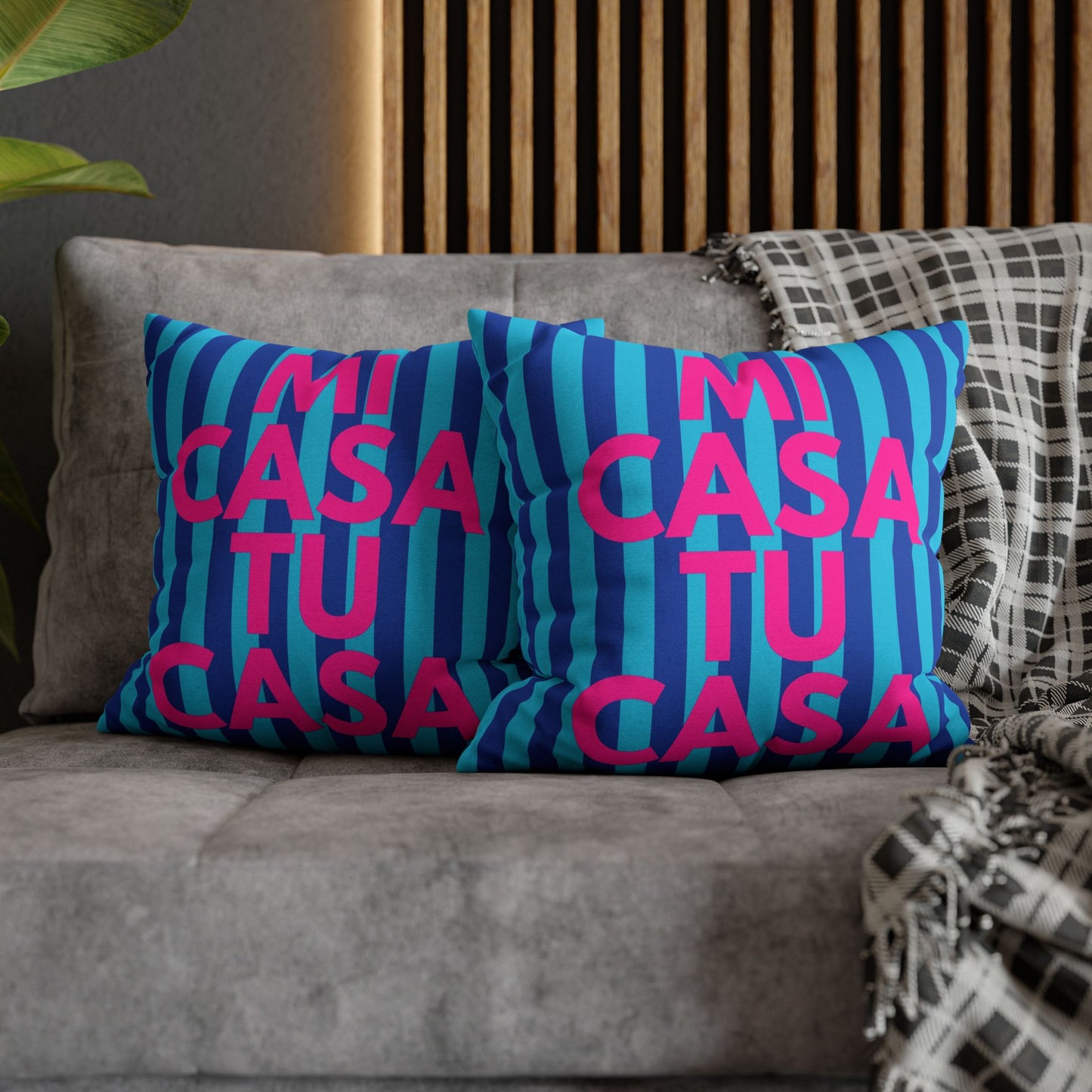 Mi Casa Tu Casa Pillow Cover