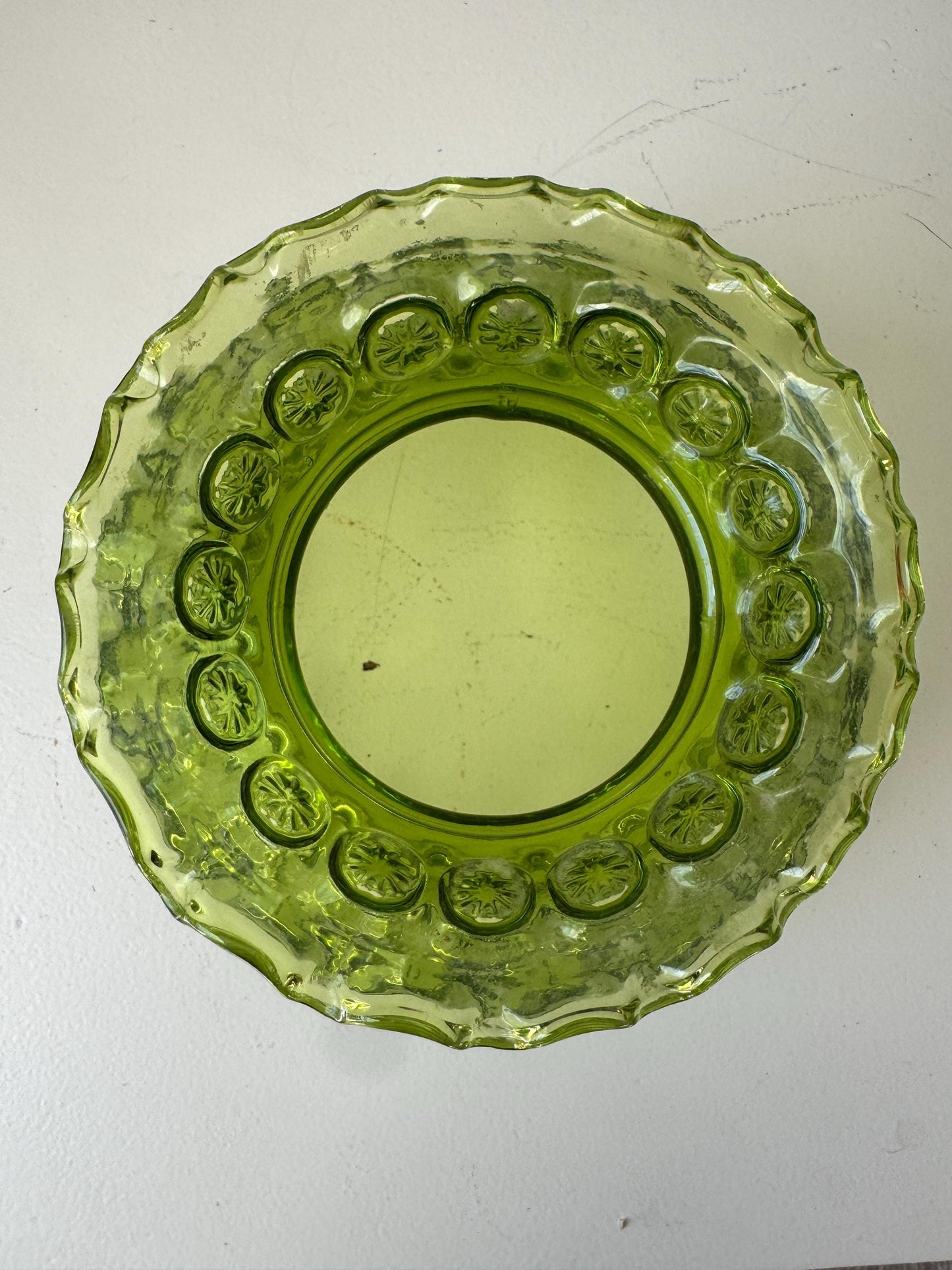 Vintage LE Smith Moon Stars Green Glass Crimp Top Hurrican Lamp Shade 7" Fitter - Gone with the Wind Lamp Shade, NOS Green 7" Glass Shade