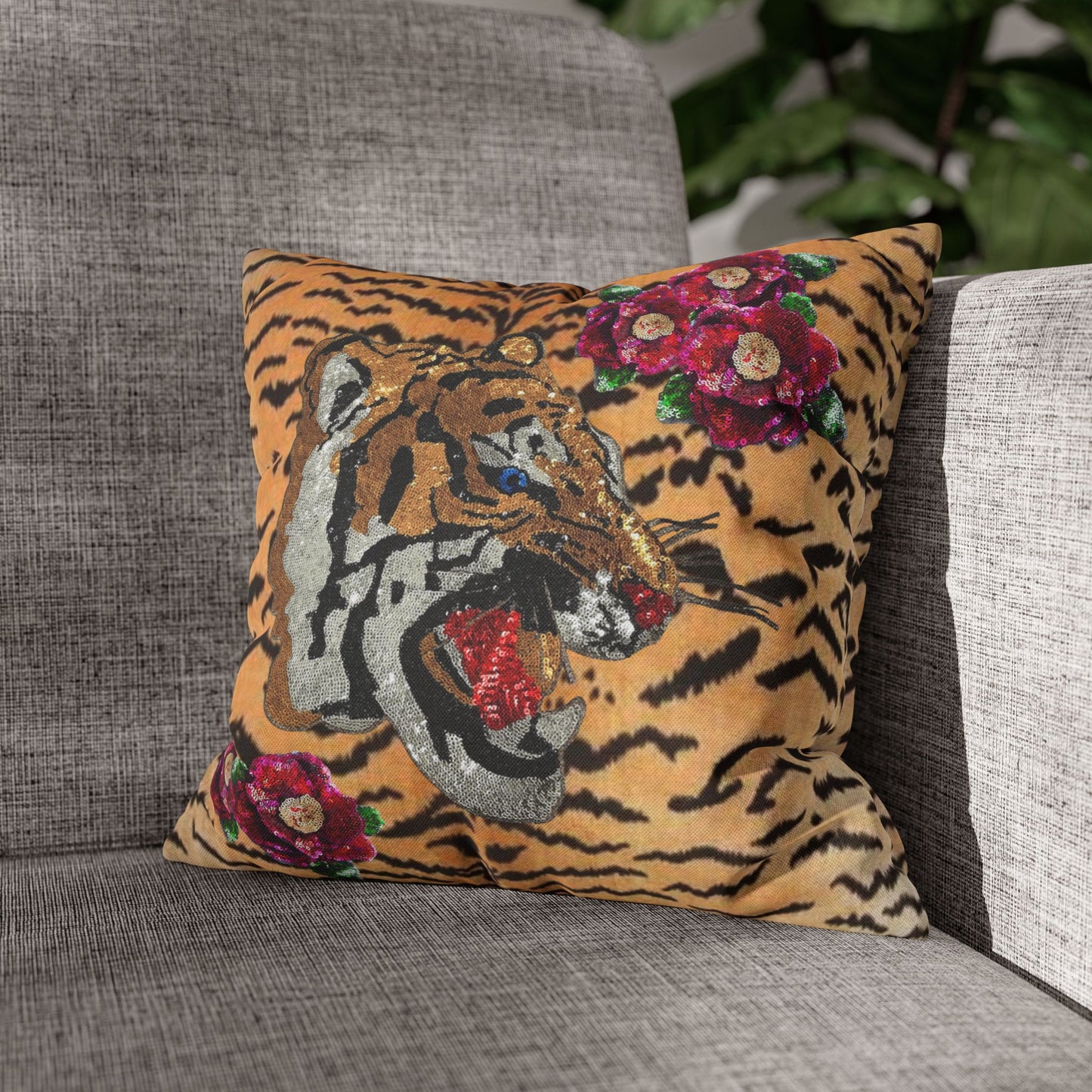 Tiger Rose Sequins 3D Pillow