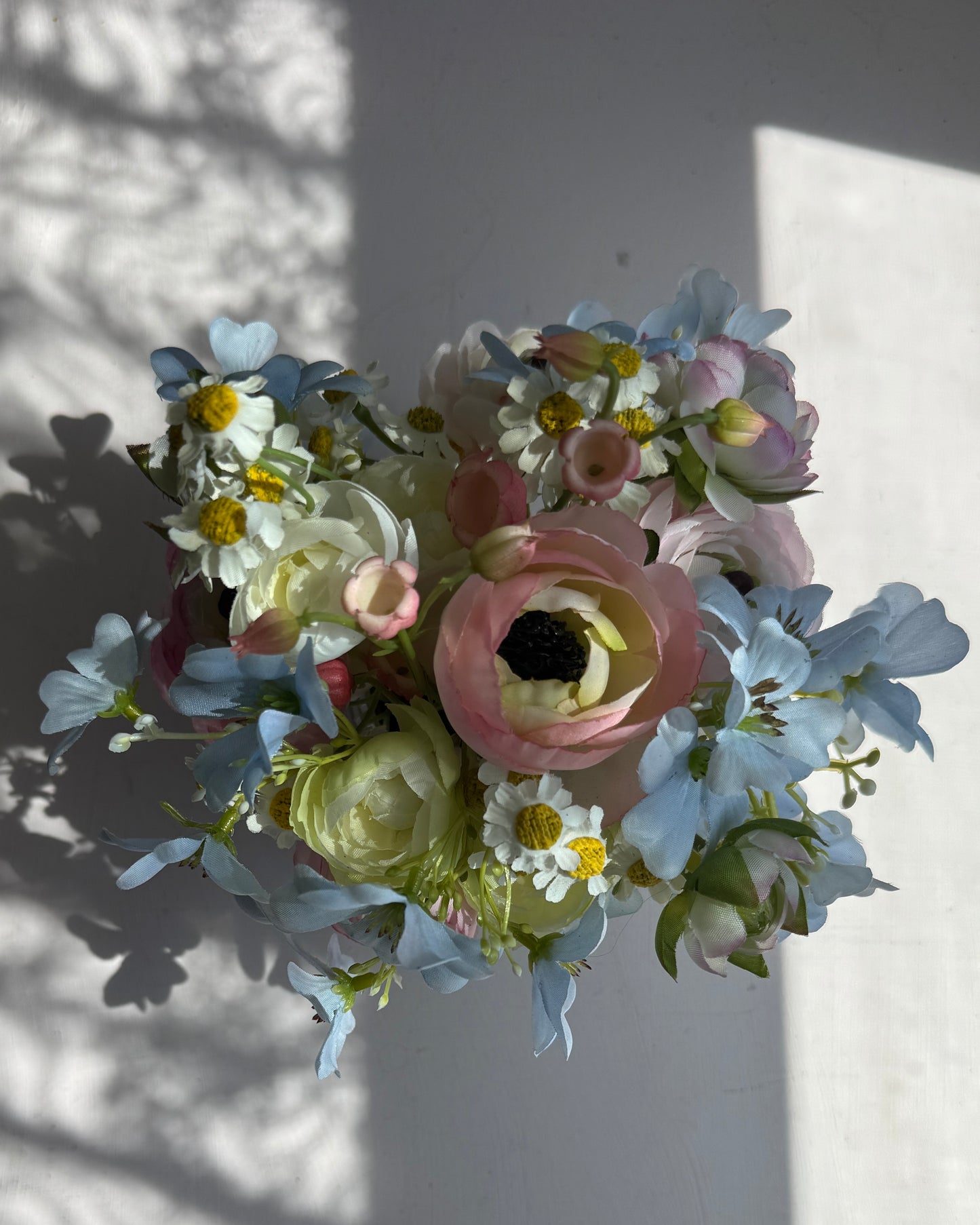Ranunculus Reverie - XSmall with Palm & Butterfly
