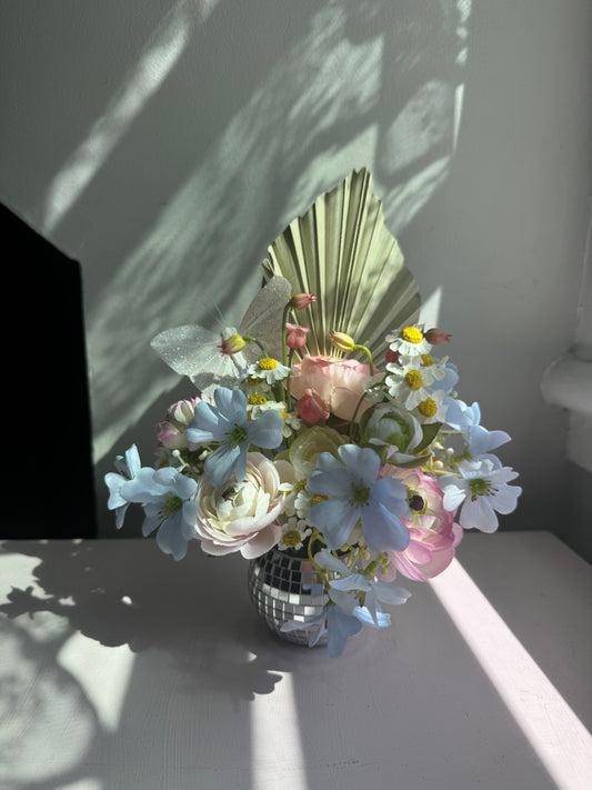 Ranunculus Reverie - XSmall with Palm & Butterfly