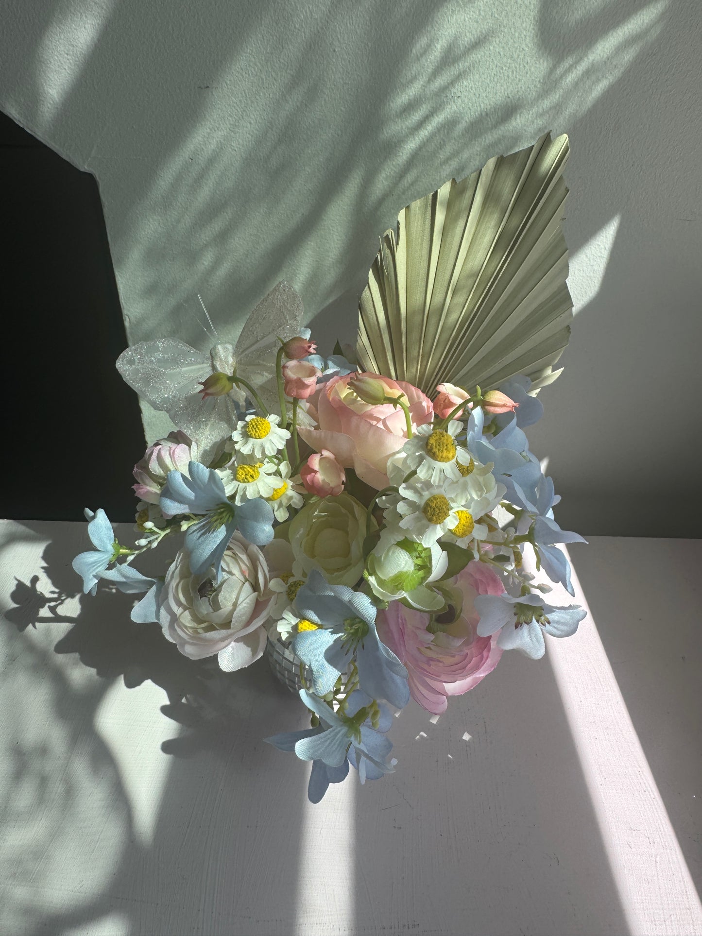 Ranunculus Reverie - XSmall with Palm & Butterfly