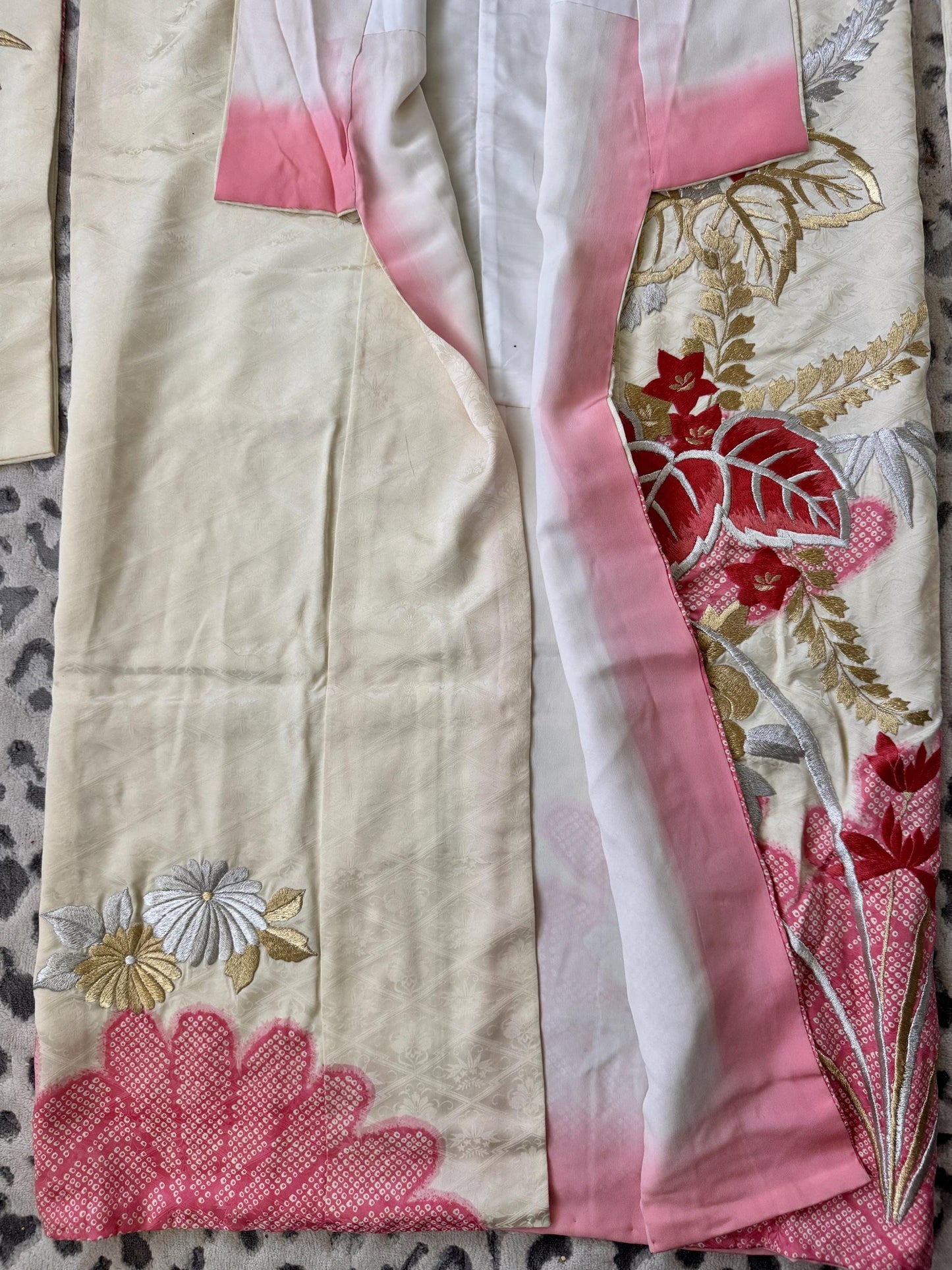Vintage Kimono Silk Brocade Japanese Ceremonial Gown Embroidered Roses 1960s Collectable White Silk Wedding Kimono Metallic Thread Roses